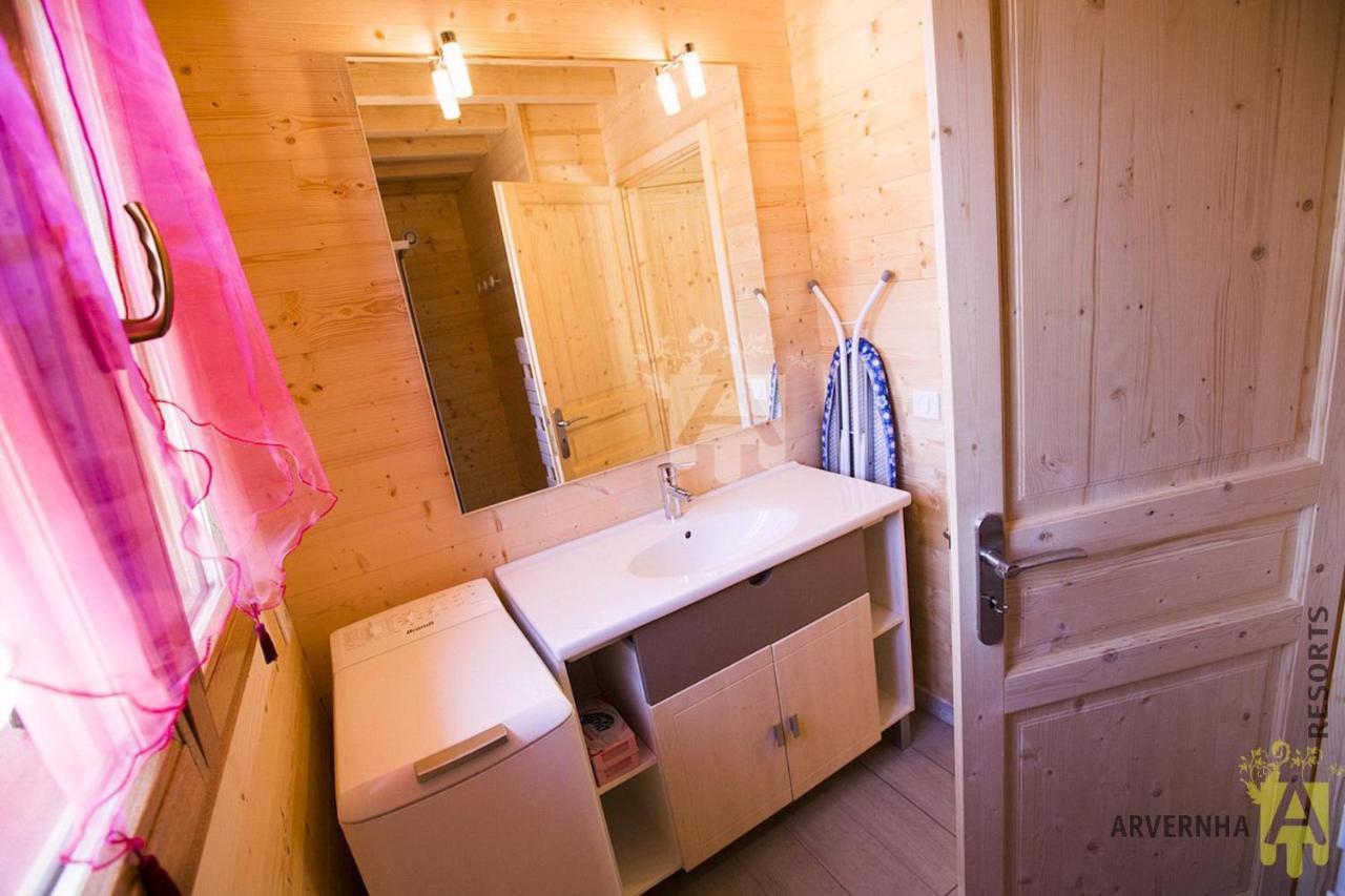 Chalet Des Noisettes Murol Exterior foto